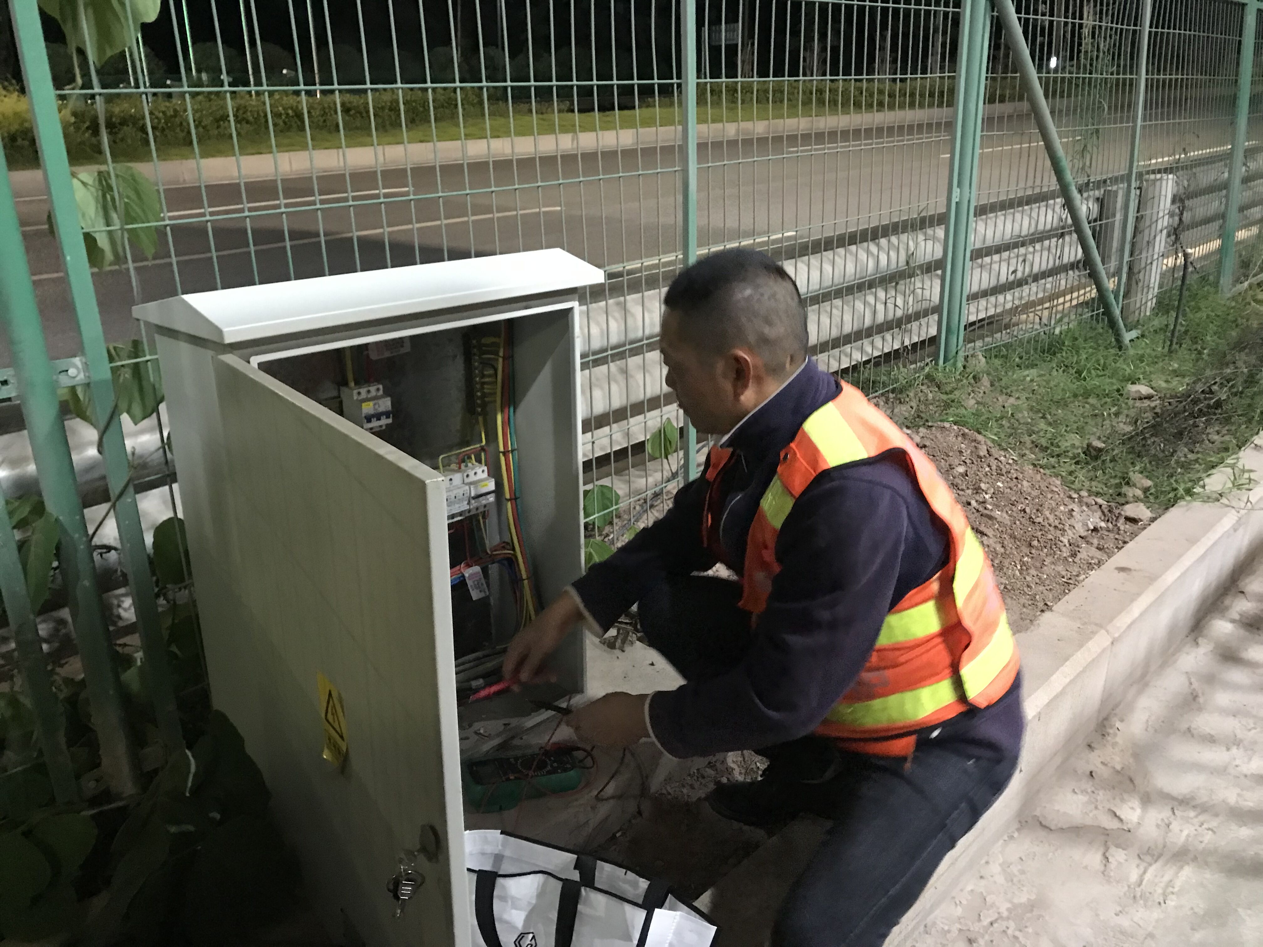 成都管理处快速处置车道机电故障