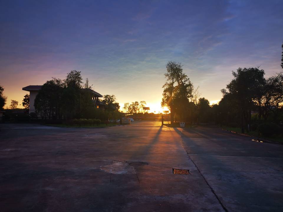 晚霞夕照——四川成渝高速公路股份有限公司成渝分公司+林海