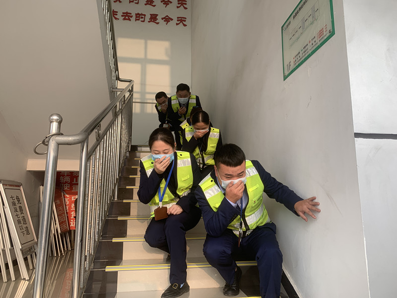 成渝分公司开展“119消防宣传月”活动