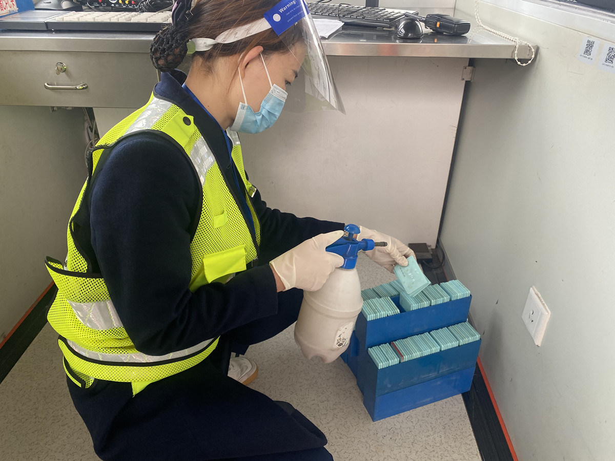 成渝高速简阳北收费站“三举措” 筑牢疫情防线