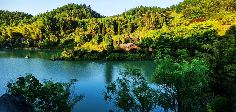 绿水青山—四川成渝高速公路股份有限公司成渝分公司卢红兵_副本