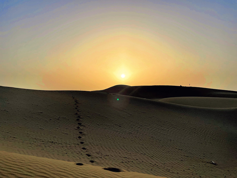 沙漠落日——四川成渝高速公路股份有限公司成渝分公司杨梦婷_副本