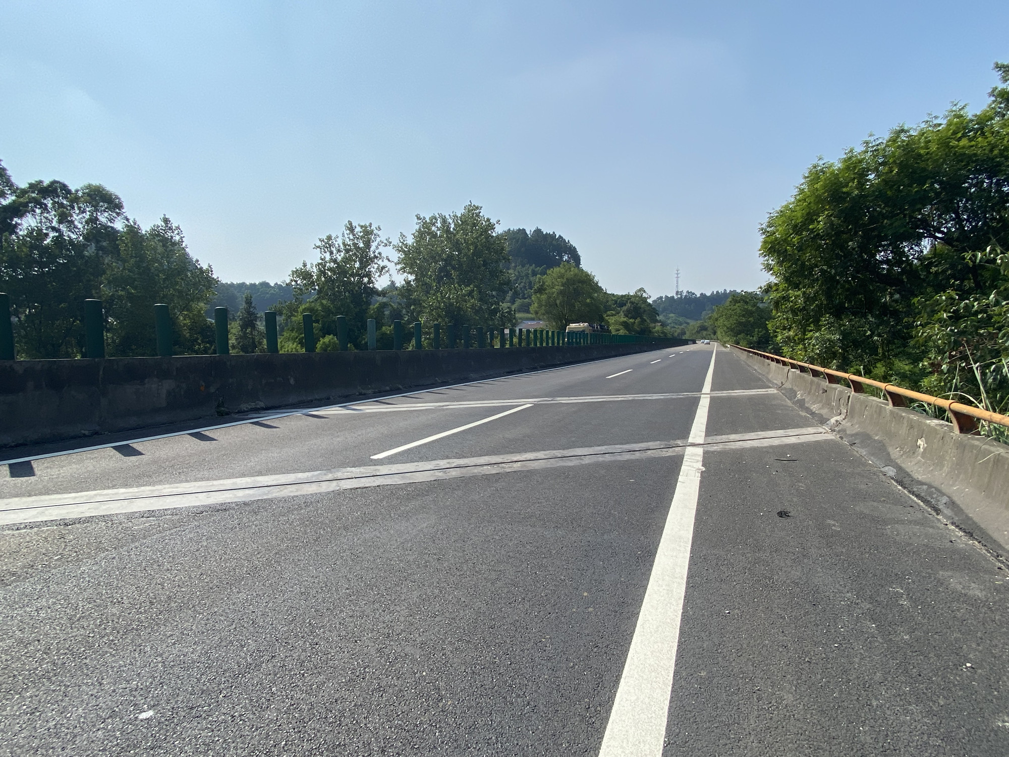 7.11+成渝分公司+成渝分公司完成响潭子桥铺装层维修处治专项工程