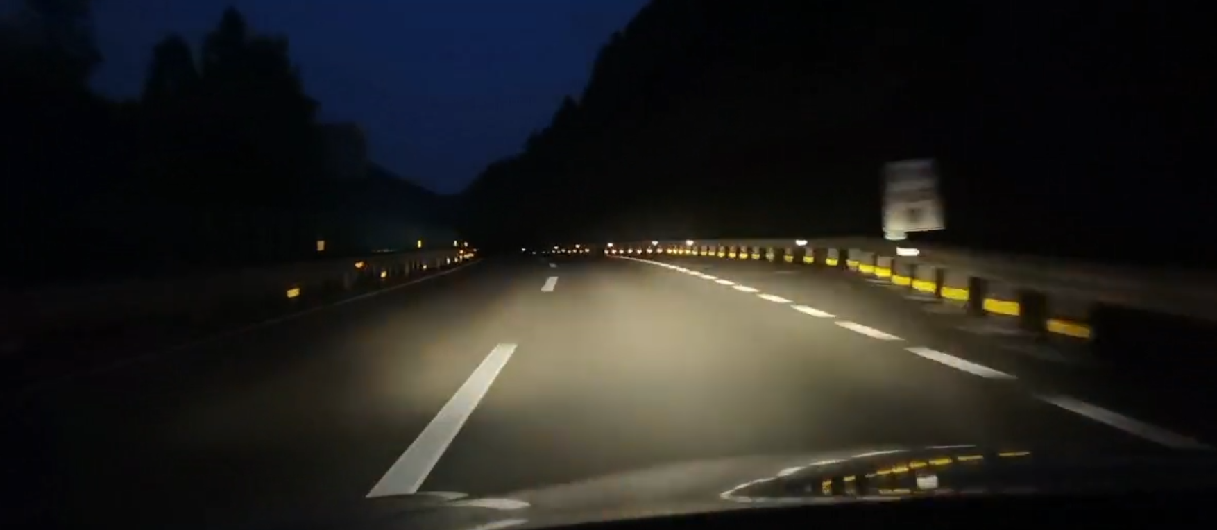 7.27+成渝分公司+成都管理处积极开展汛期夜间巡查工作+唐诗瑶