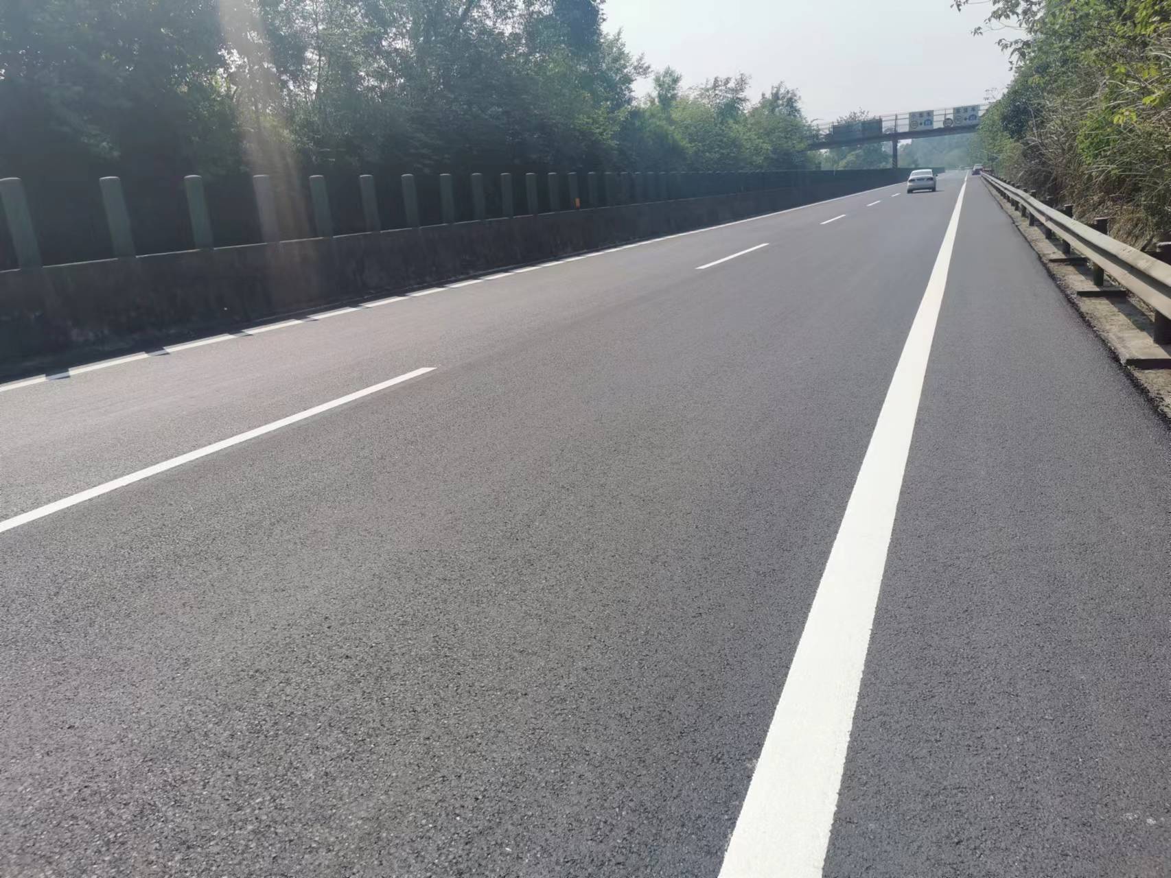 7.7+唐雁冰+成渝高速公路2022年路面预防性养护工程提前完工