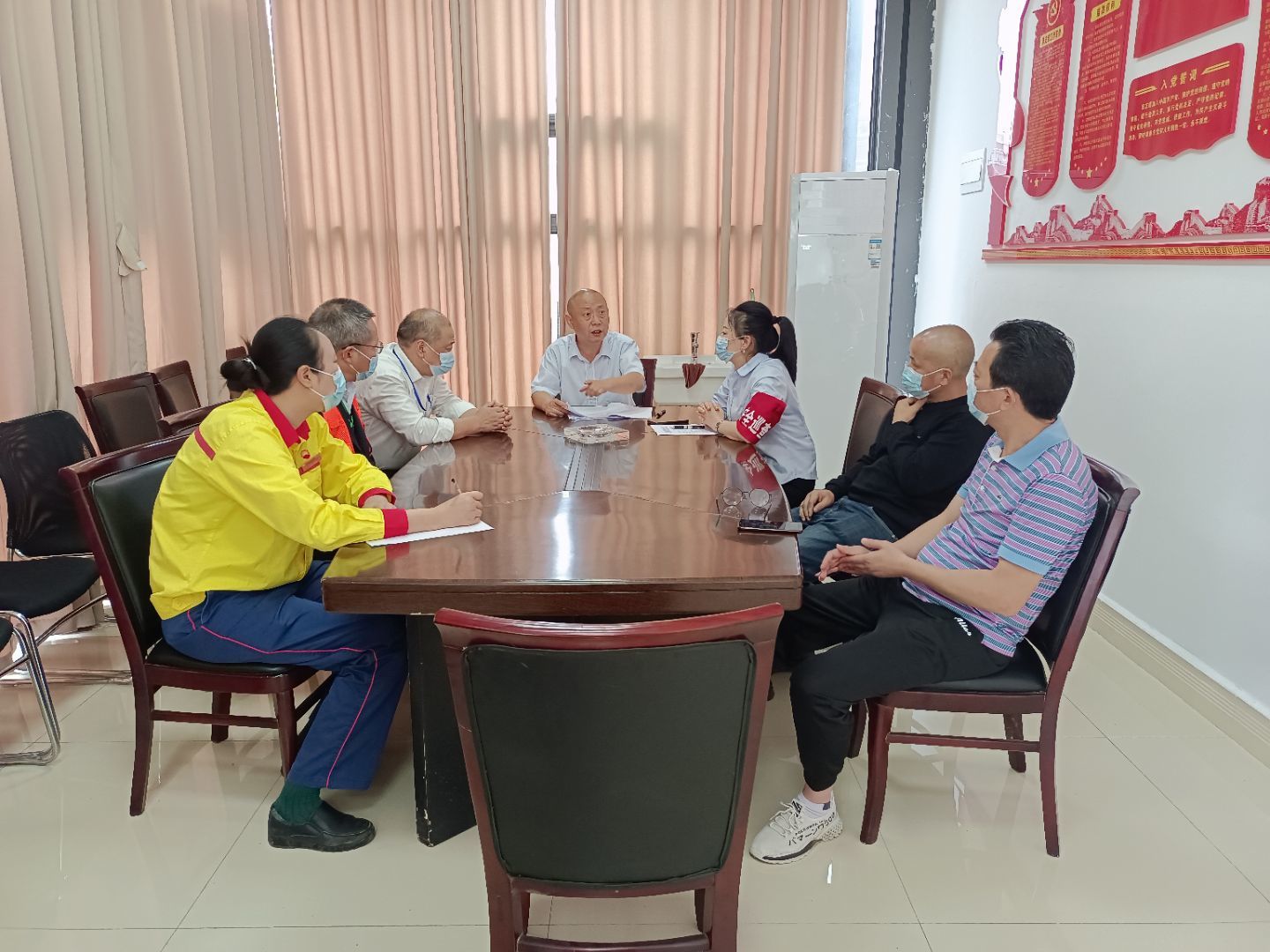 成渝高速内江服务区开展突发交通事故应急处置桌面推演