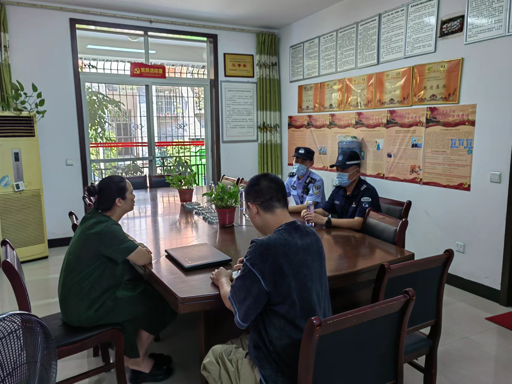 资阳管理处持续开展安全宣传“五进”活动