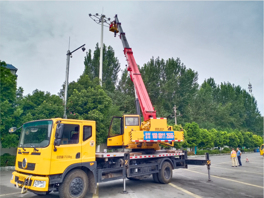 成渝高速内江服务区优化升级硬件设施