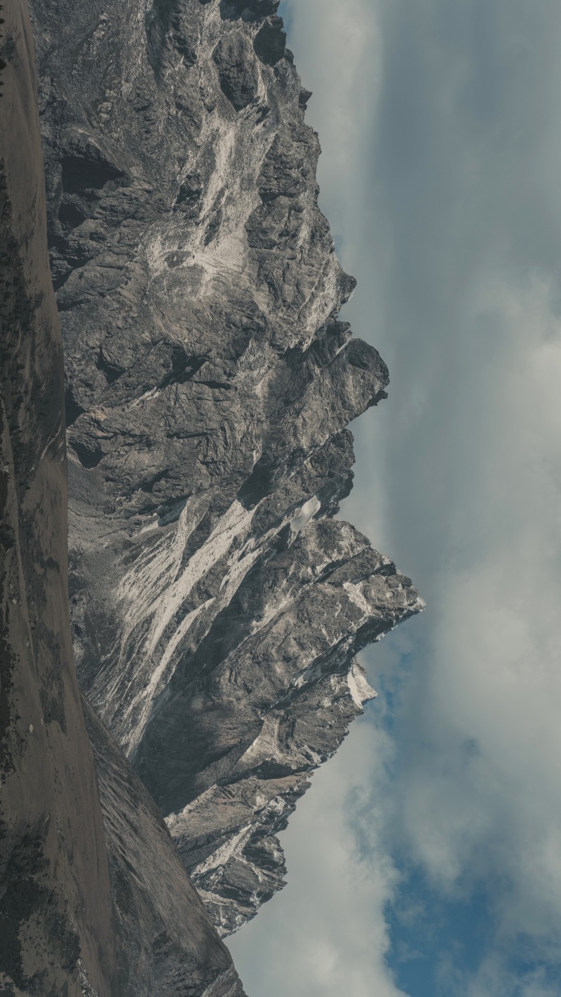 墨色山石+成都管理处+雷雅君