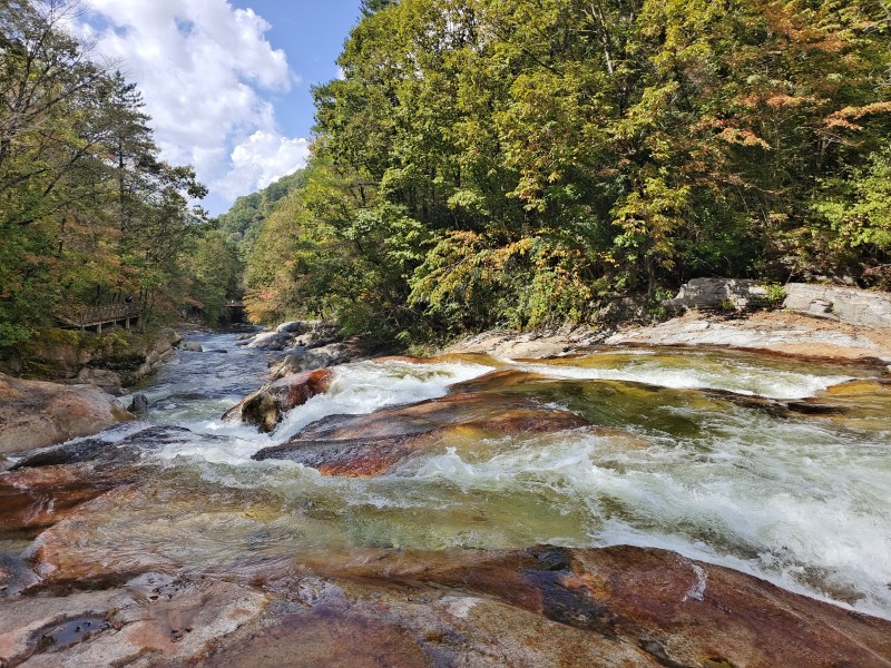 七彩山水+成都管理处+黄晓林