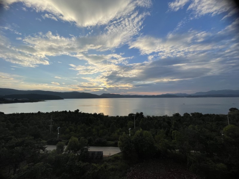 静谧+四川成渝高速公路股份有限公司成渝分公司资阳管理处+邓丽艳