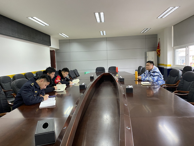 成渝高速资阳联勤办约谈涉路施工单位