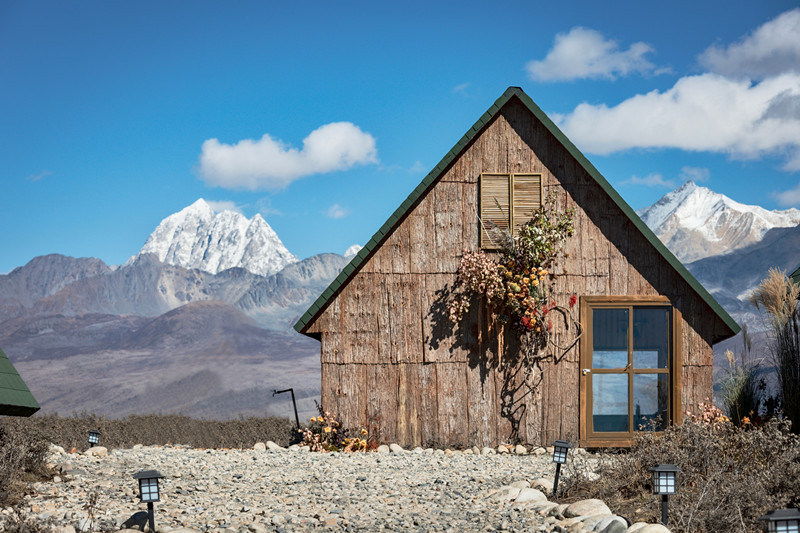 岁月如歌——四川成渝高速公路股份有限公司成渝分公司 谢祥芬_副本