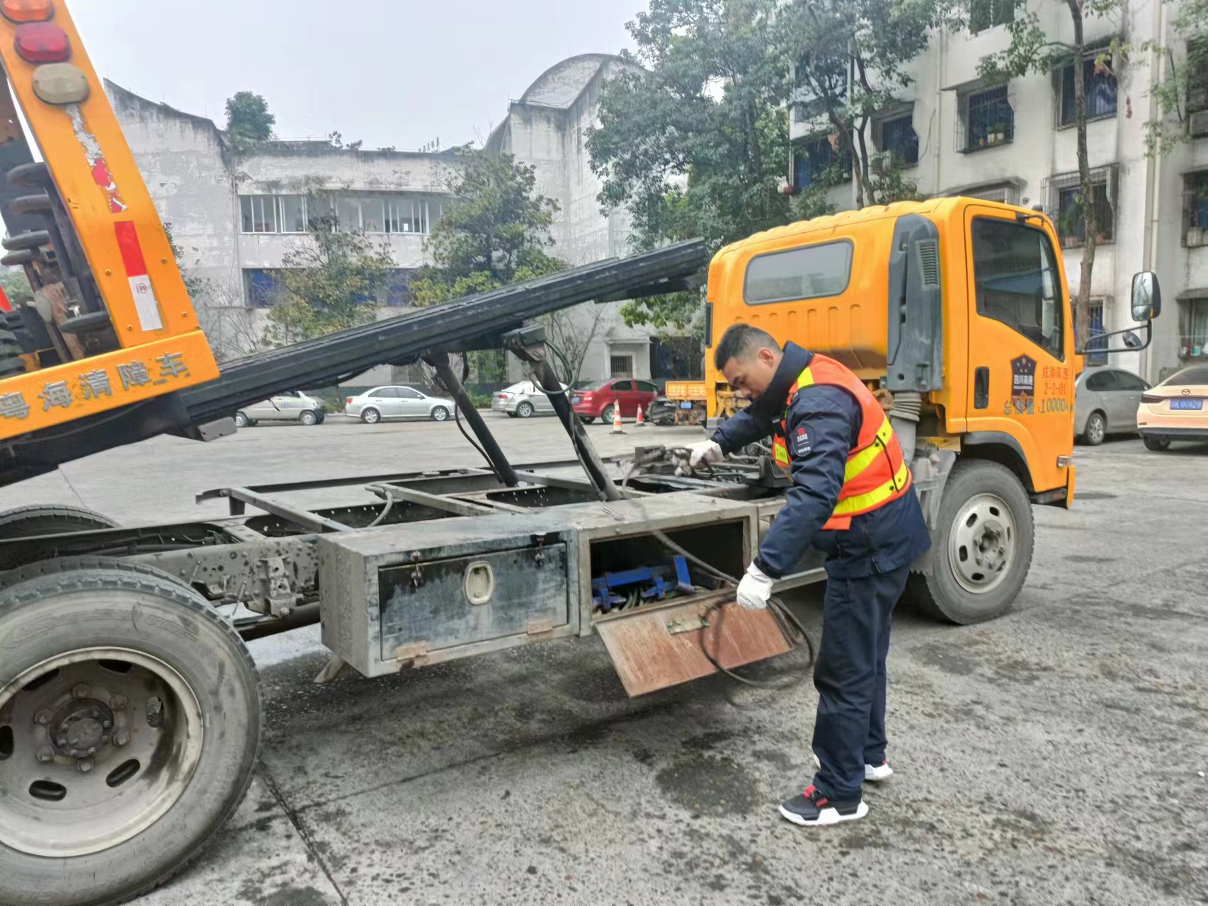 3.7+徐博+资阳管理处开展清障作业车辆专项检查