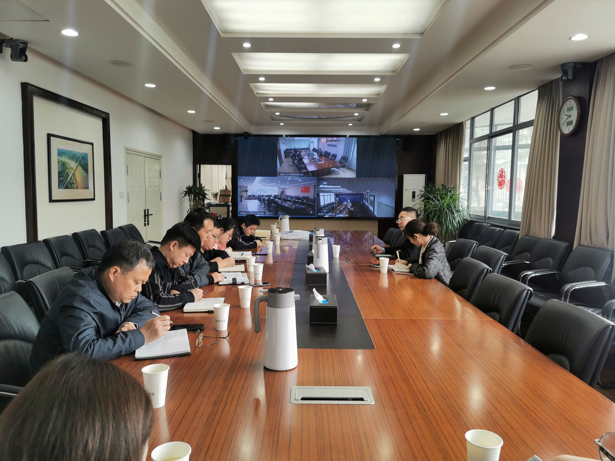 成渝分公司召开3月养护工作例会