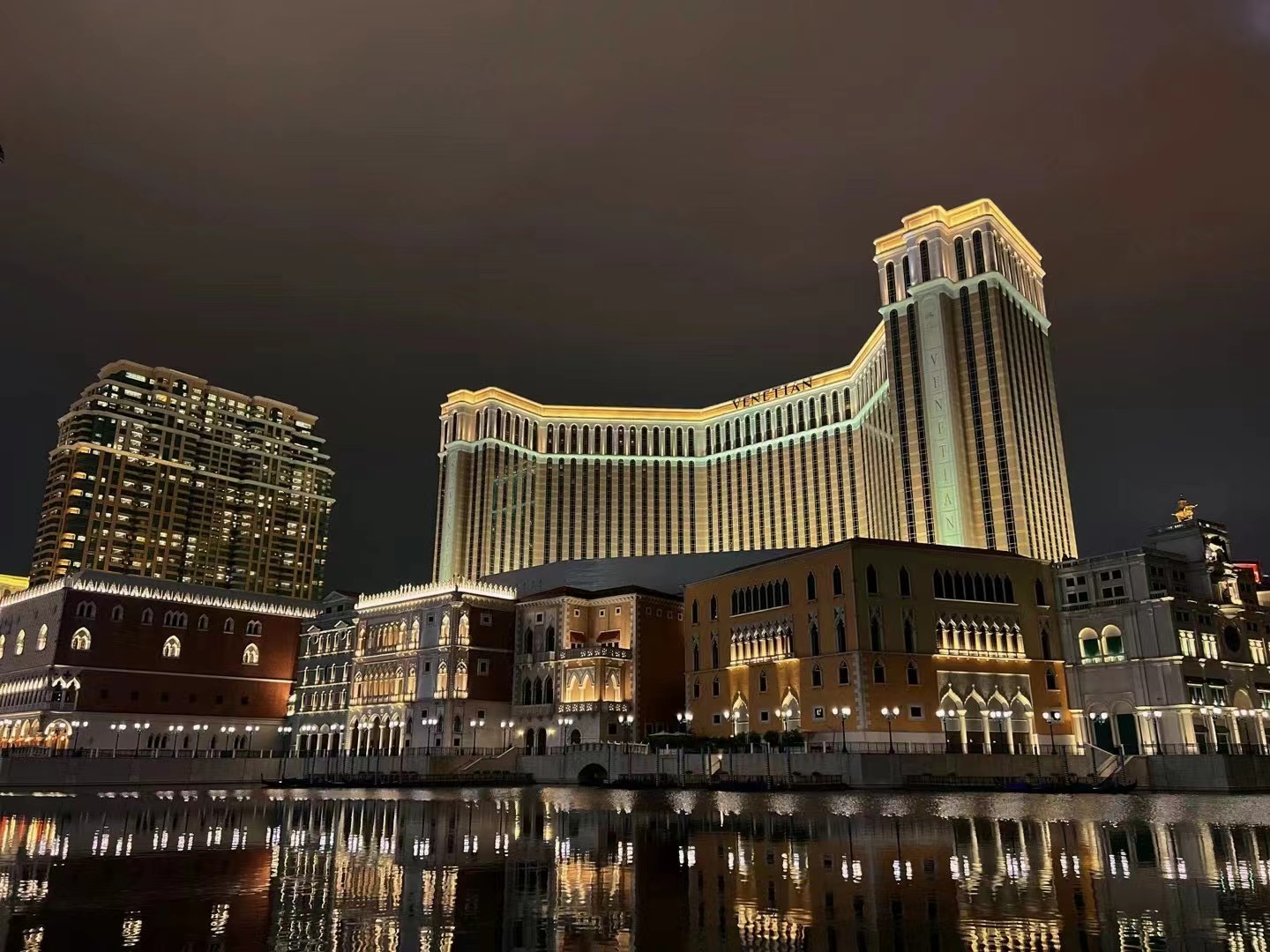 澳门威尼斯——四川成渝高速公路股份有限公司成渝分公司方媛