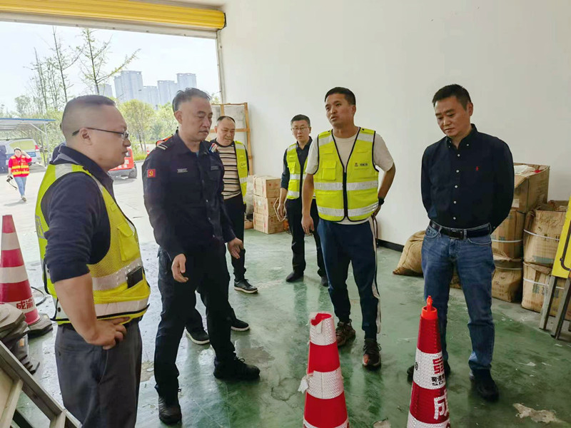 公司开展“五一”节前暨汛前安全保畅大检查