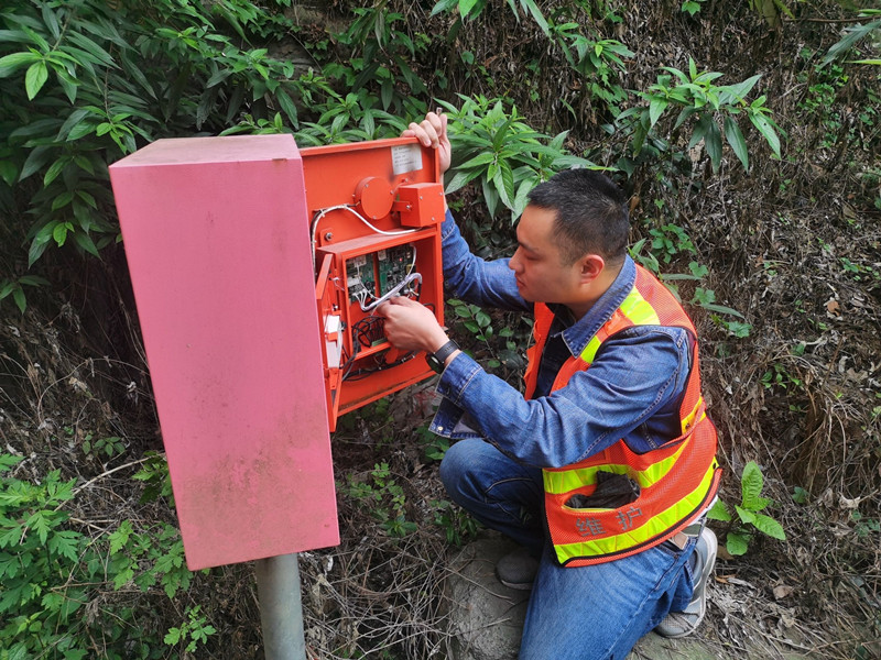 公司各管理处开展“五一”节前机电设备大巡查