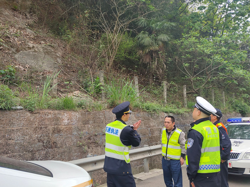 成都管理处党总支联勤办开展安全保畅工作