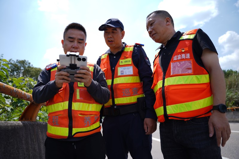 5.28+李林+资阳管理处利用无人机开展汛期安全隐患辅助巡查