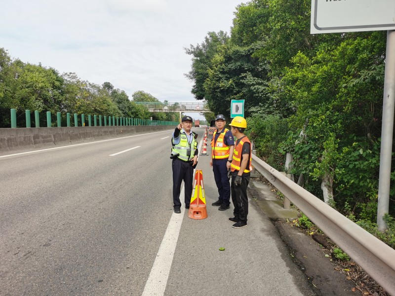 6.1+徐博+   资阳管理处“两坚持”严格涉路施工安全管理