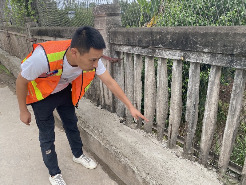 6.6+李林+资阳管理处认真排查跨线车行天桥安全隐患