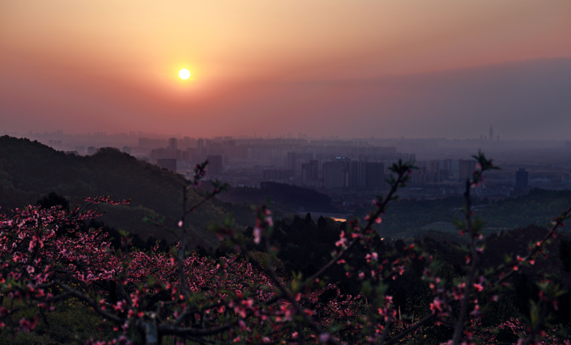 夕阳余晖+四川成渝高速公路股份有限公司成渝分公司资阳管理处+曾建