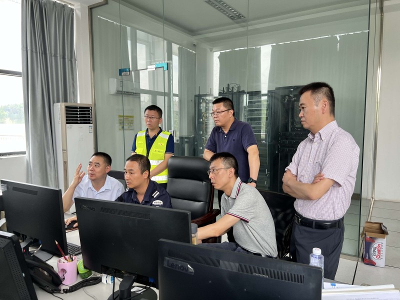 成渝公司实地调研成渝分公司稽查筛查软件使用情况