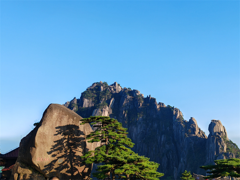 迎客天都+四川成渝高速公路股份有限公司成渝分公司资阳管理处+邓刚