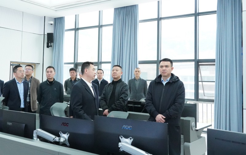 成渝公司党委书记罗祖义调研成渝高速和应急指挥调度中心